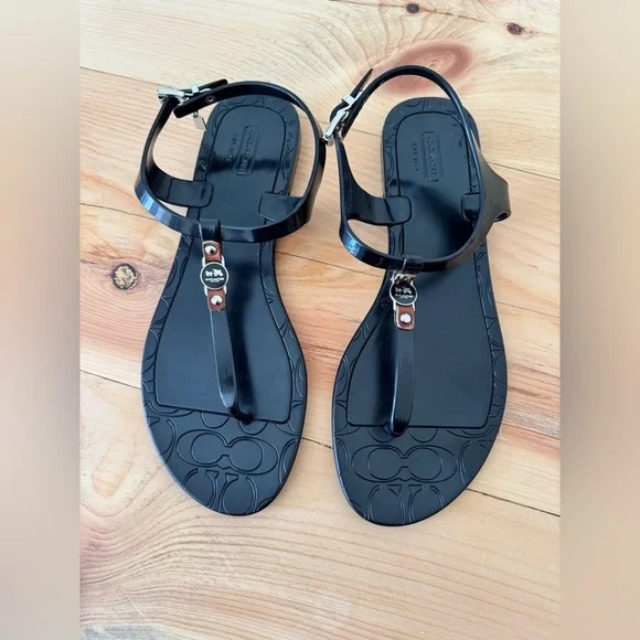 NWOB COACH Piccadilly Jelly Thong Iconic Embossed C Logo Flip Flop Sandals 9 - Picture 2 of 10
